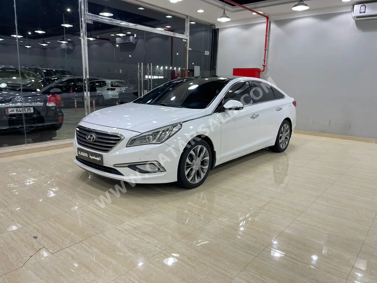 Hyundai  Sonata  2015  Automatic  204,000 Km  4 Cylinder  Front Wheel Drive (FWD)  Sedan  White