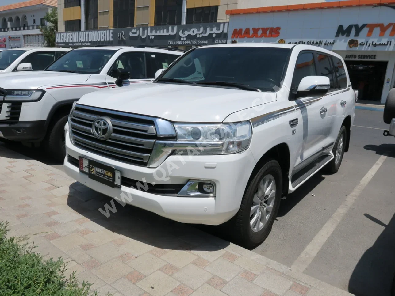  Toyota  Land Cruiser  VXR  2021  Automatic  153,000 Km  8 Cylinder  Four Wheel Drive (4WD)  SUV  White  With Warranty