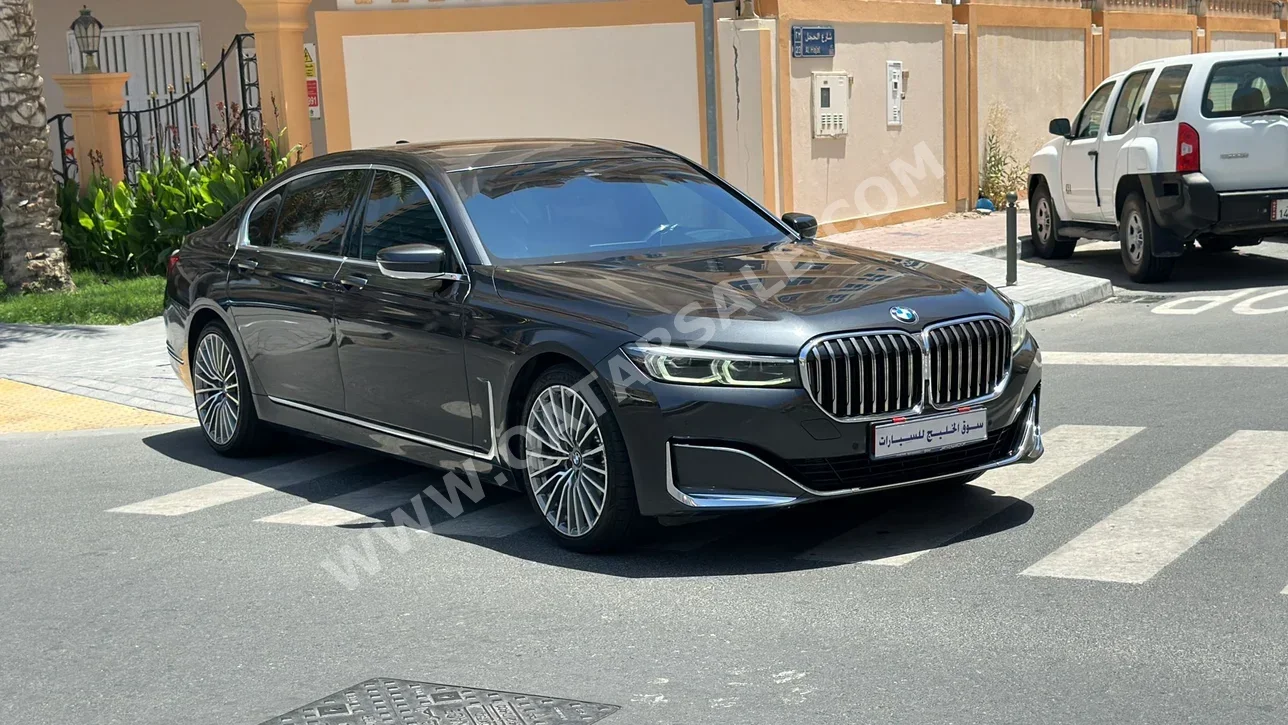 BMW  7-Series  730 Li  2020  Automatic  105,000 Km  4 Cylinder  Rear Wheel Drive (RWD)  Sedan  Gray