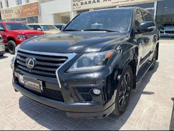 Lexus  LX  570  2014  Automatic  300,000 Km  8 Cylinder  Four Wheel Drive (4WD)  SUV  Black