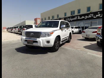 Toyota  Land Cruiser  GXR  2015  Automatic  365,000 Km  8 Cylinder  Four Wheel Drive (4WD)  SUV  White