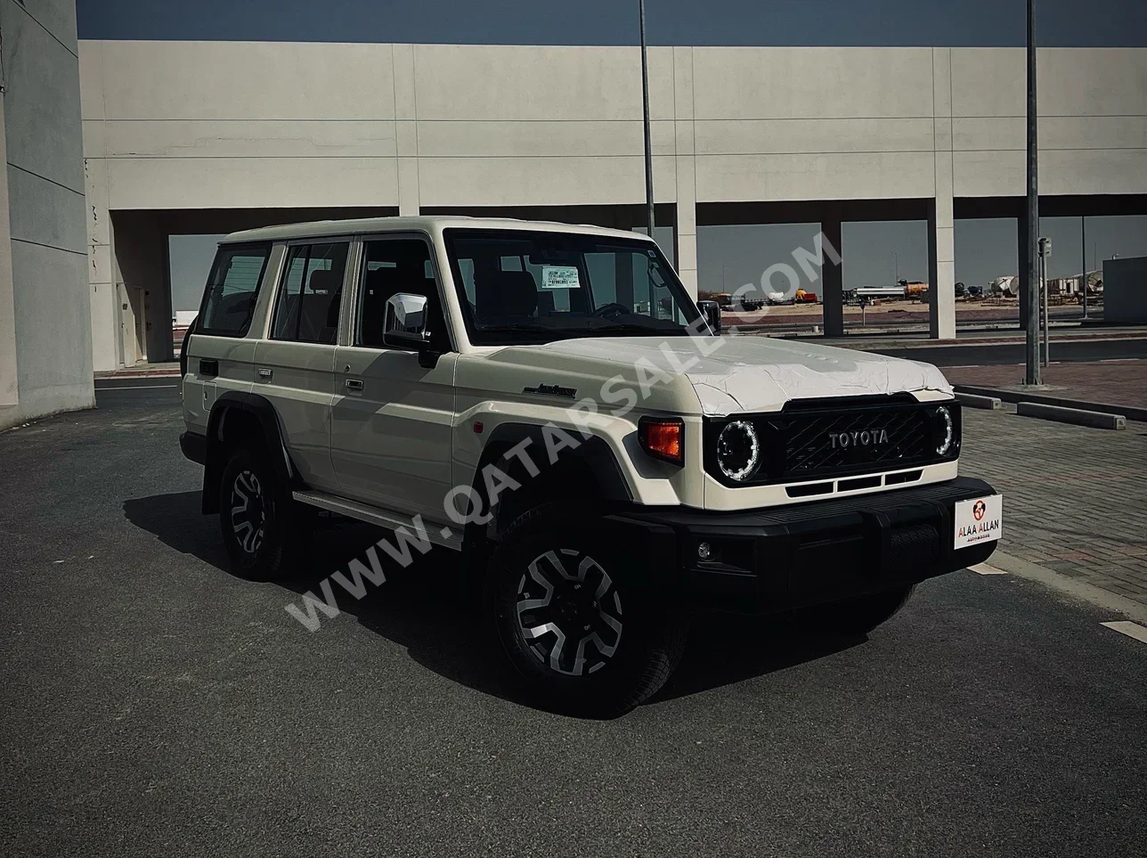 Toyota  Land Cruiser  Hard Top  2024  Manual  0 Km  6 Cylinder  Four Wheel Drive (4WD)  SUV  White