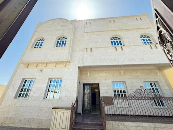 Family Residential  - Not Furnished  - Al Daayen  - Umm Qarn  - 6 Bedrooms