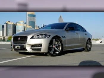 Jaguar  XF  R-Sport  2016  Automatic  68,000 Km  6 Cylinder  Rear Wheel Drive (RWD)  Sedan  Silver