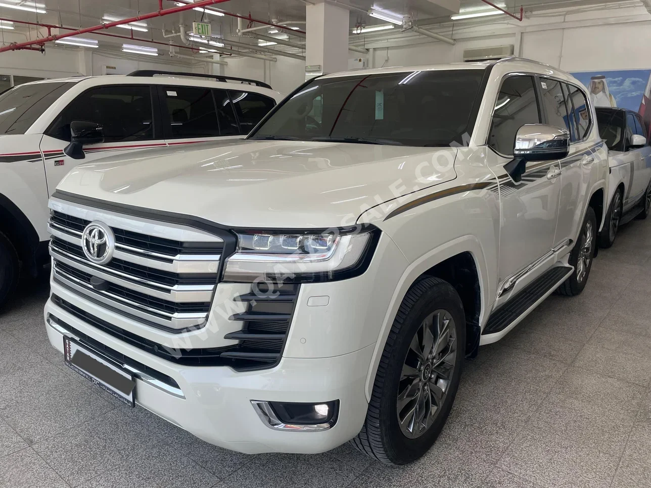 Toyota  Land Cruiser  GXR Twin Turbo  2023  Automatic  21,000 Km  6 Cylinder  Four Wheel Drive (4WD)  SUV  White  With Warranty