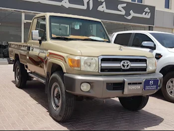 Toyota  Land Cruiser  LX  2012  Manual  97,000 Km  6 Cylinder  Four Wheel Drive (4WD)  Pick Up  Beige