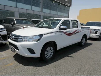 Toyota  Hilux  2020  Manual  205,000 Km  4 Cylinder  Rear Wheel Drive (RWD)  Pick Up  White