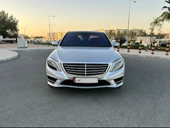 Mercedes-Benz  S-Class  400  2015  Automatic  85٬000 Km  6 Cylinder  Rear Wheel Drive (RWD)  Sedan  Silver