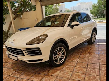 Porsche  Cayenne  2018  Automatic  132,000 Km  6 Cylinder  Four Wheel Drive (4WD)  SUV  White  With Warranty