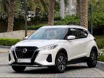 Nissan  Kicks  2022  Automatic  34,000 Km  4 Cylinder  Front Wheel Drive (FWD)  SUV  White  With Warranty
