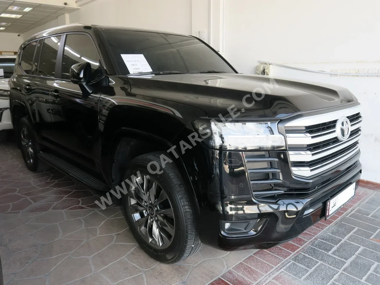 Toyota  Land Cruiser  GXR Twin Turbo  2022  Automatic  35,000 Km  6 Cylinder  Four Wheel Drive (4WD)  SUV  Black  With Warranty