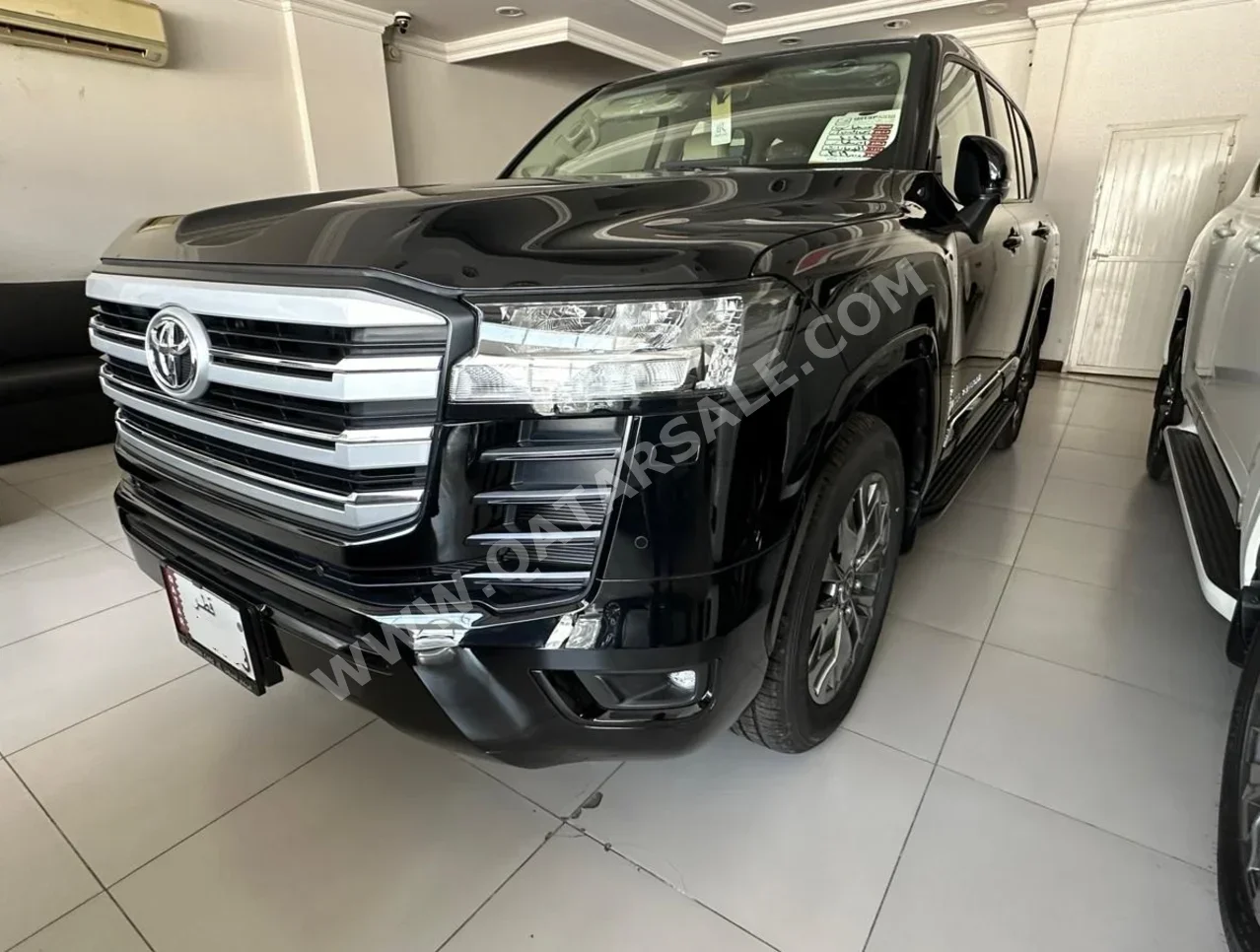 Toyota  Land Cruiser  GXR Twin Turbo  2024  Automatic  0 Km  6 Cylinder  Four Wheel Drive (4WD)  SUV  Black  With Warranty