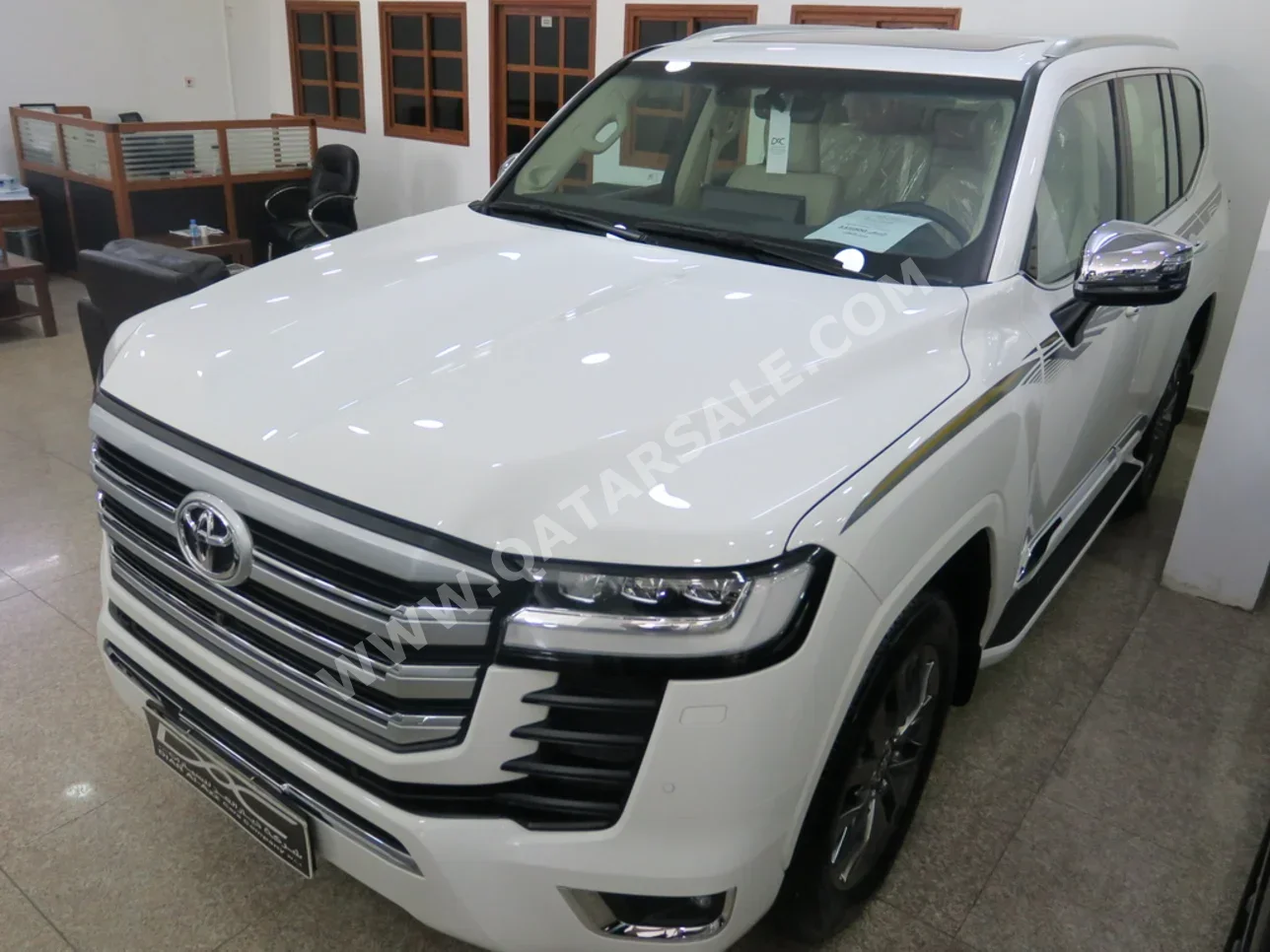 Toyota  Land Cruiser  VX Twin Turbo  2023  Automatic  0 Km  6 Cylinder  Four Wheel Drive (4WD)  SUV  White  With Warranty