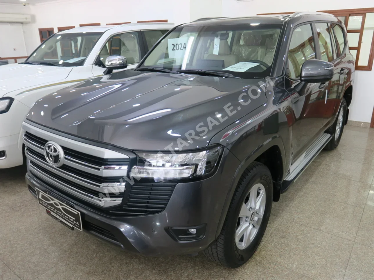 Toyota  Land Cruiser  GXR  2024  Automatic  0 Km  6 Cylinder  Four Wheel Drive (4WD)  SUV  Gray  With Warranty