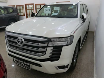 Toyota  Land Cruiser  GXR Twin Turbo  2024  Automatic  0 Km  6 Cylinder  Four Wheel Drive (4WD)  SUV  White  With Warranty