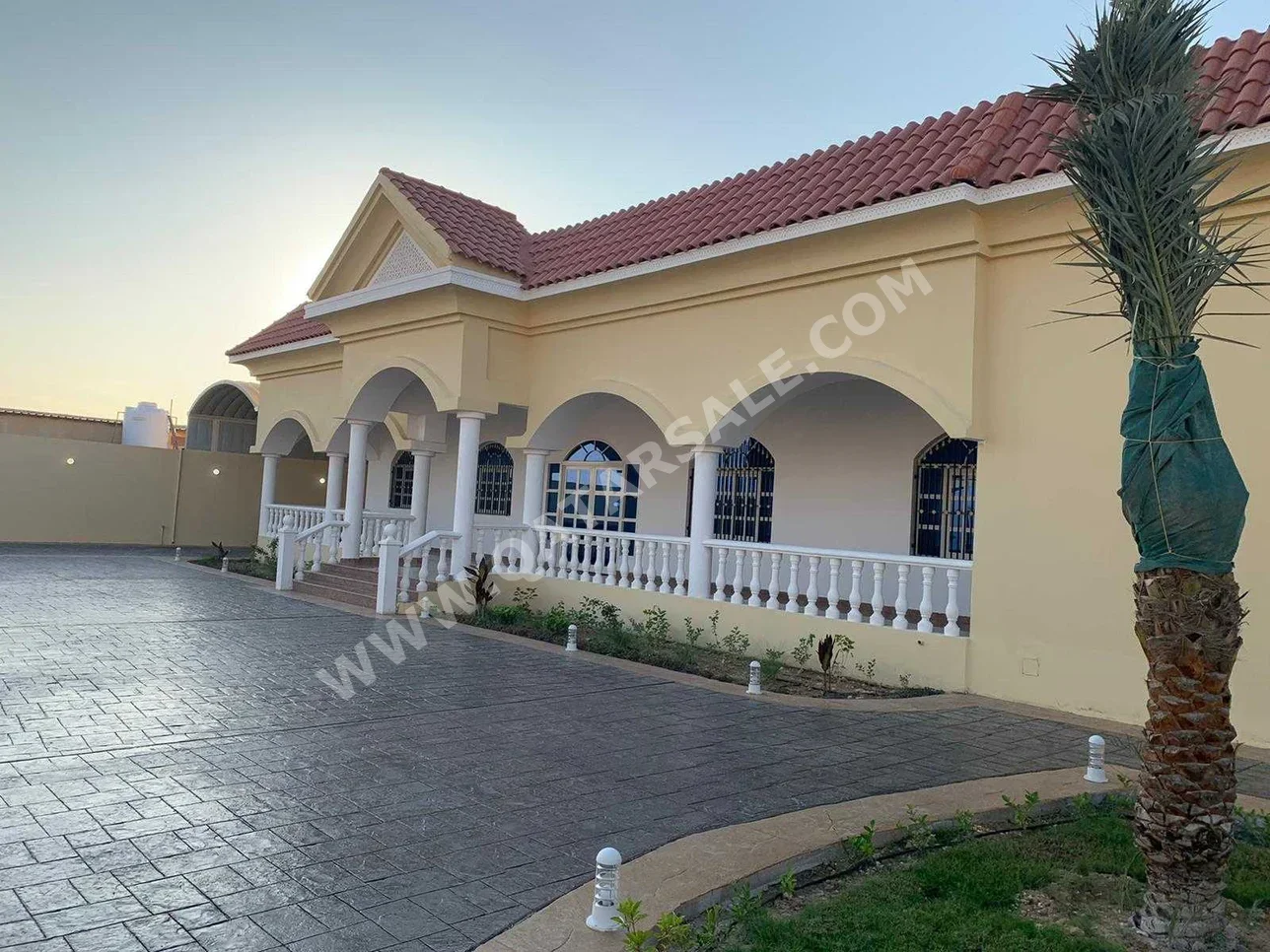 Family Residential  - Fully Furnished  - Umm Salal  - Umm Ebairiya  - 5 Bedrooms