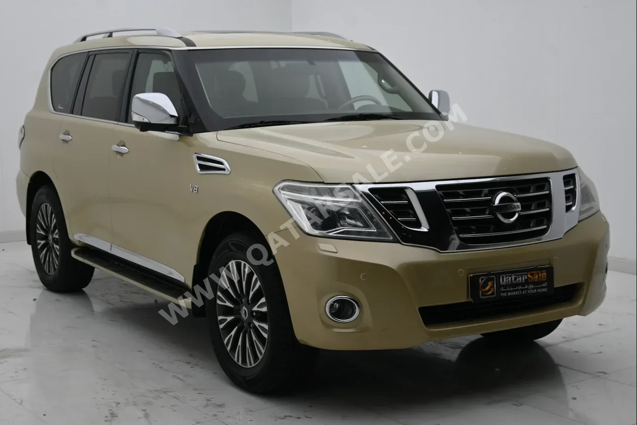 Nissan  Patrol  Platinum  2014  Automatic  200,000 Km  8 Cylinder  Four Wheel Drive (4WD)  SUV  Gold