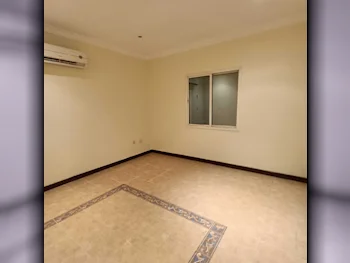 Family Residential  - Not Furnished  - Umm Salal  - Al Kharaitiyat  - 5 Bedrooms