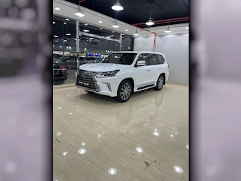 Lexus  LX  570  2017  Automatic  173,000 Km  8 Cylinder  Four Wheel Drive (4WD)  SUV  White