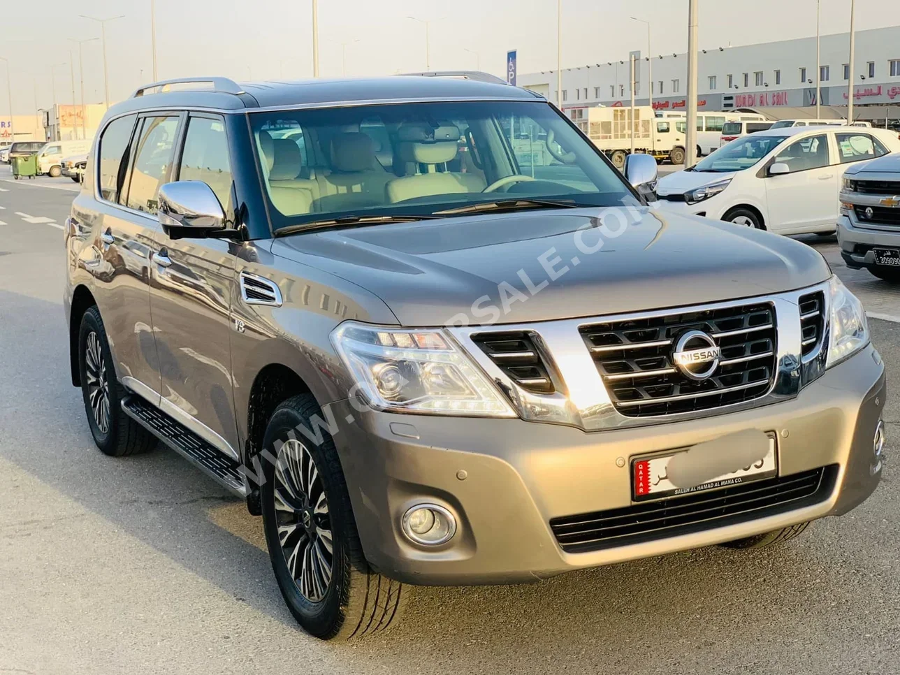  Nissan  Patrol  Platinum  2016  Automatic  179,000 Km  8 Cylinder  Four Wheel Drive (4WD)  SUV  Gray  With Warranty