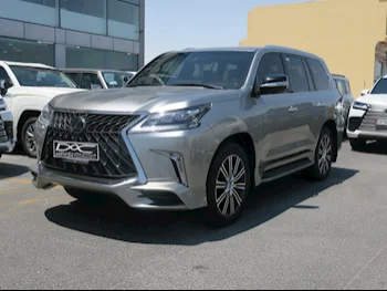 Lexus  LX  570  2018  Automatic  41,000 Km  8 Cylinder  Four Wheel Drive (4WD)  SUV  Silver