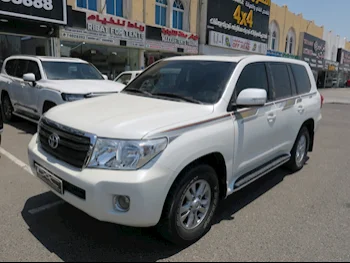 Toyota  Land Cruiser  GX  2012  Automatic  125,000 Km  6 Cylinder  Four Wheel Drive (4WD)  SUV  White