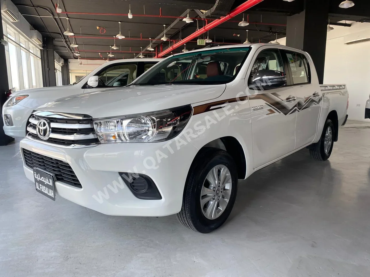  Toyota  Hilux  2024  Automatic  4,000 Km  4 Cylinder  Rear Wheel Drive (RWD)  Pick Up  White  With Warranty