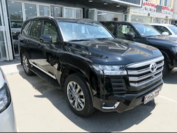 Toyota  Land Cruiser  GXR Twin Turbo  2024  Automatic  3,000 Km  6 Cylinder  Four Wheel Drive (4WD)  SUV  Black  With Warranty