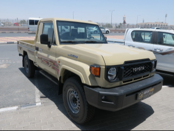 Toyota  Land Cruiser  LX  2025  Automatic  0 Km  6 Cylinder  Four Wheel Drive (4WD)  Pick Up  Beige  With Warranty