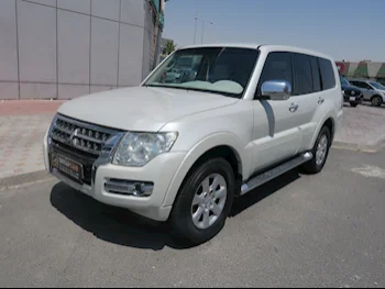 Mitsubishi  Pajero  2016  Automatic  184,000 Km  6 Cylinder  Four Wheel Drive (4WD)  SUV  White