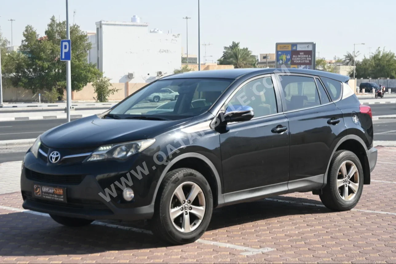 Toyota  Rav 4  2015  Automatic  197,000 Km  4 Cylinder  Four Wheel Drive (4WD)  SUV  Black