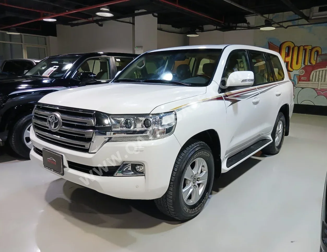 Toyota  Land Cruiser  GXR  2018  Automatic  176,000 Km  6 Cylinder  Four Wheel Drive (4WD)  SUV  White