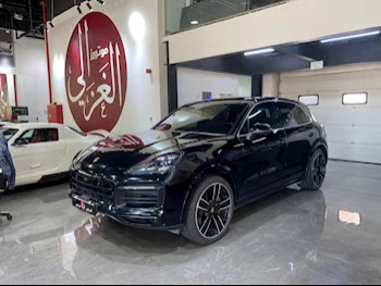  Porsche  Cayenne  S  2020  Automatic  78,000 Km  6 Cylinder  Four Wheel Drive (4WD)  SUV  Black  With Warranty