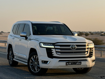 تويوتا  لاند كروزر  في اكس ار توين توربو  2024  اوتوماتيك  18,000 كم  6 سلندر  دفع رباعي  اس يو في  أبيض  تحت الضمان