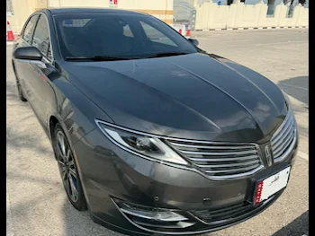 Lincoln  MKZ  2018  Automatic  37,000 Km  4 Cylinder  All Wheel Drive (AWD)  Sedan  Gray  With Warranty