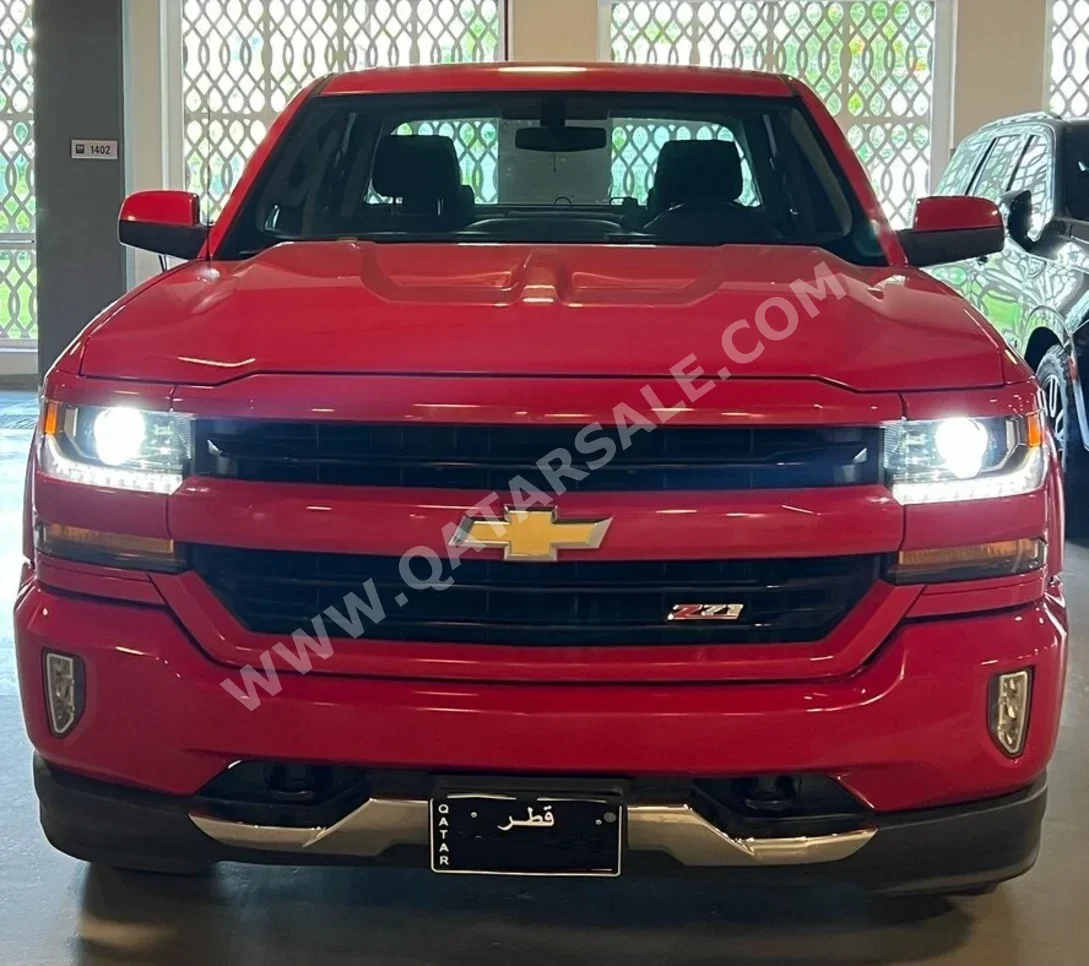 شفروليه  سلفرادو  زد 71  2018  اوتوماتيك  105,000 كم  8 سلندر  دفع رباعي  بيكب  أحمر
