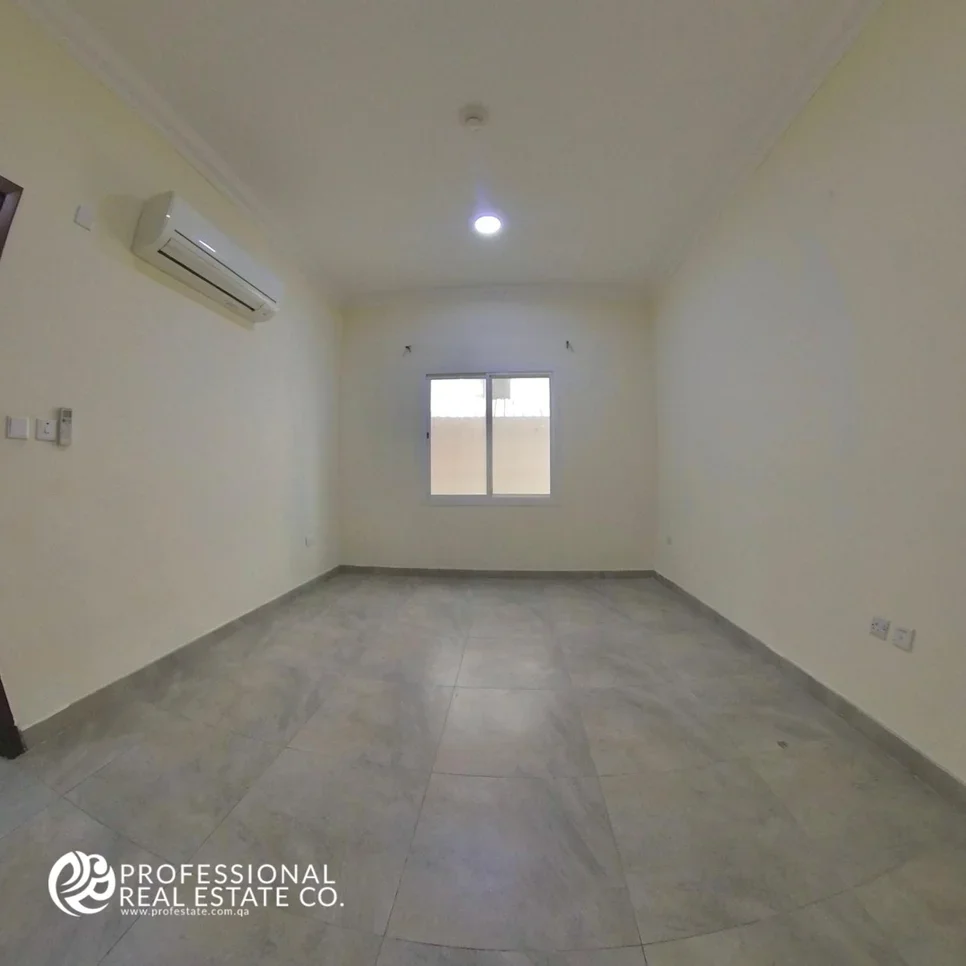 1 Bedrooms  Apartment  For Rent  in Doha -  Rawdat Al Khail  Not Furnished