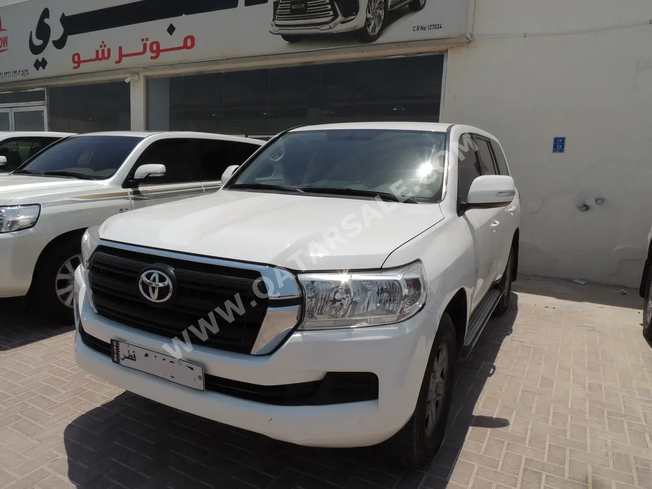  Toyota  Land Cruiser  GX  2017  Automatic  250,000 Km  6 Cylinder  Four Wheel Drive (4WD)  SUV  White  With Warranty