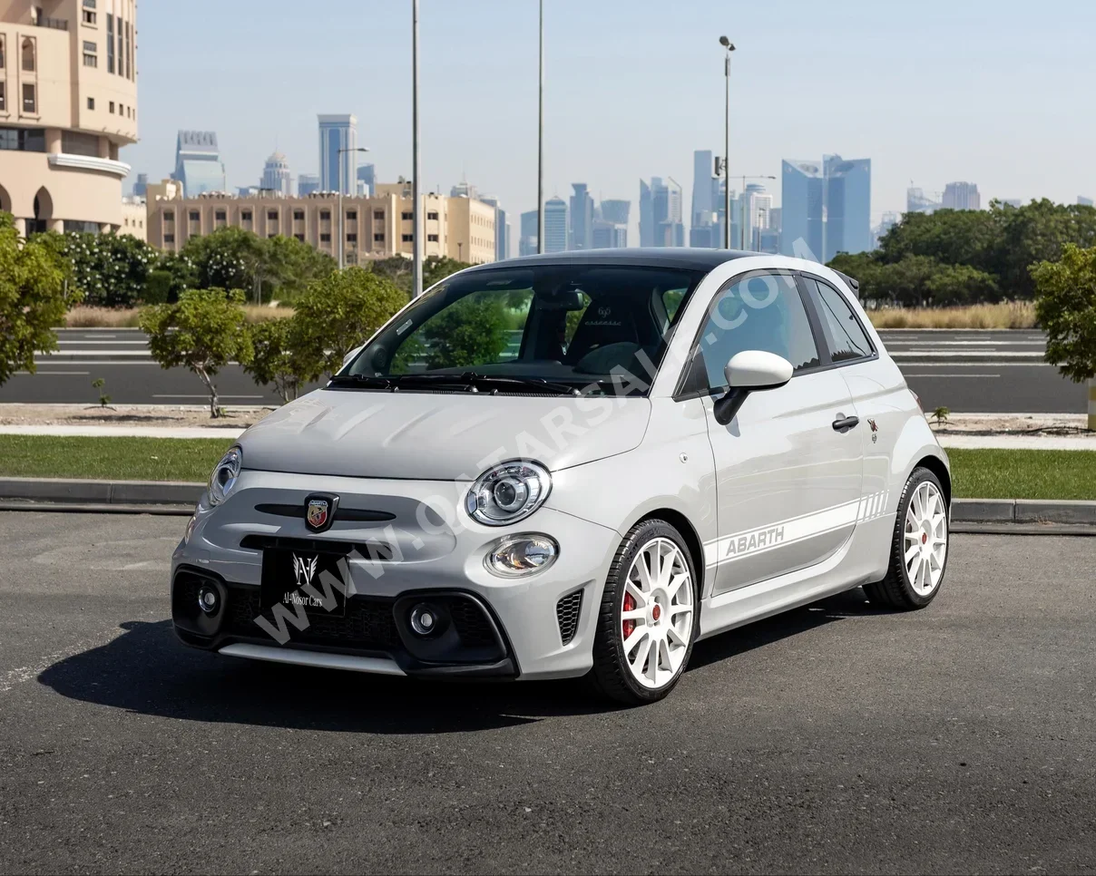 Fiat  695  Abarth  2022  Automatic  13,000 Km  4 Cylinder  Front Wheel Drive (FWD)  Hatchback  Light Gray