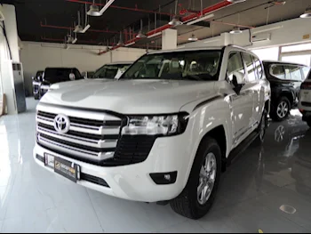 Toyota  Land Cruiser  GXR Twin Turbo  2023  Automatic  0 Km  6 Cylinder  Four Wheel Drive (4WD)  SUV  White  With Warranty