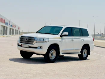 Toyota  Land Cruiser  VXR  2018  Automatic  234,000 Km  8 Cylinder  Four Wheel Drive (4WD)  SUV  White