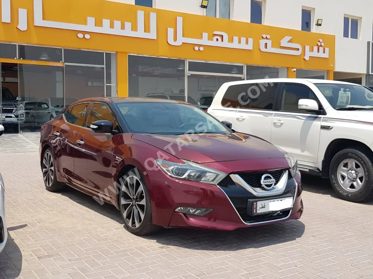 Nissan  Maxima  SR  2016  Automatic  96,000 Km  6 Cylinder  Front Wheel Drive (FWD)  Sedan  Red