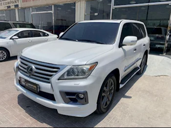 Lexus  LX  570  2009  Automatic  258,000 Km  8 Cylinder  Four Wheel Drive (4WD)  SUV  White