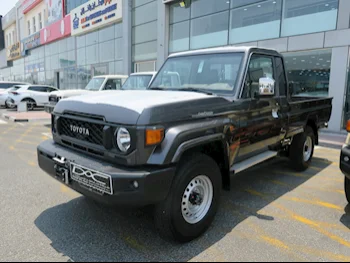 Toyota  Land Cruiser  LX  2024  Manual  0 Km  6 Cylinder  Four Wheel Drive (4WD)  Pick Up  Gray  With Warranty