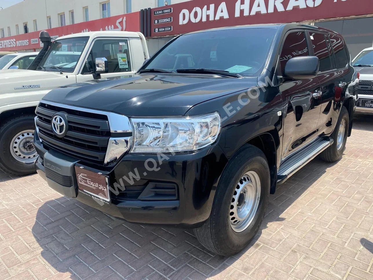 Toyota  Land Cruiser  G  2020  Manual  87,000 Km  6 Cylinder  Four Wheel Drive (4WD)  SUV  Black