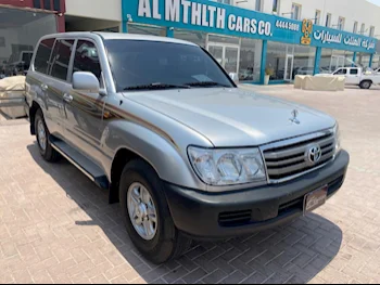 Toyota  Land Cruiser  GX  2006  Manual  400,000 Km  6 Cylinder  Four Wheel Drive (4WD)  SUV  Silver