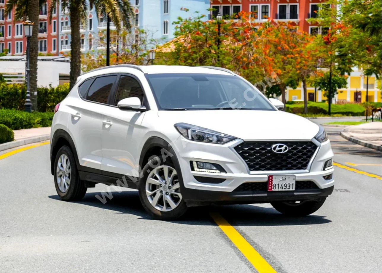 Hyundai  Tucson  2020  Automatic  45,000 Km  4 Cylinder  Front Wheel Drive (FWD)  SUV  White