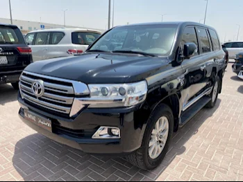 Toyota  Land Cruiser  VXR  2020  Automatic  183,000 Km  8 Cylinder  Four Wheel Drive (4WD)  SUV  Black