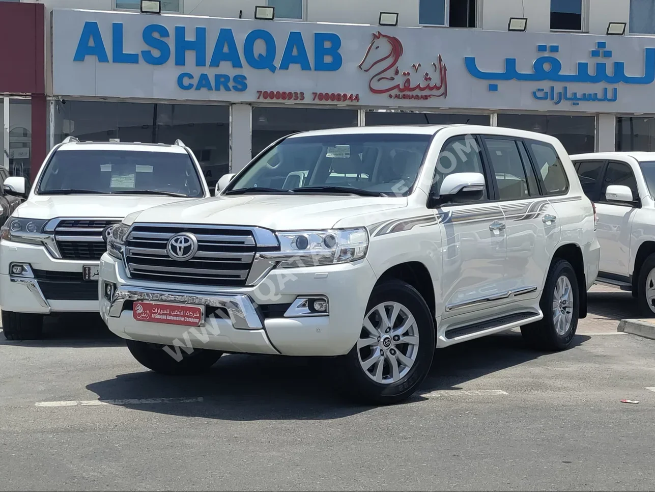  Toyota  Land Cruiser  GXR  2016  Automatic  232,000 Km  8 Cylinder  Four Wheel Drive (4WD)  SUV  White  With Warranty