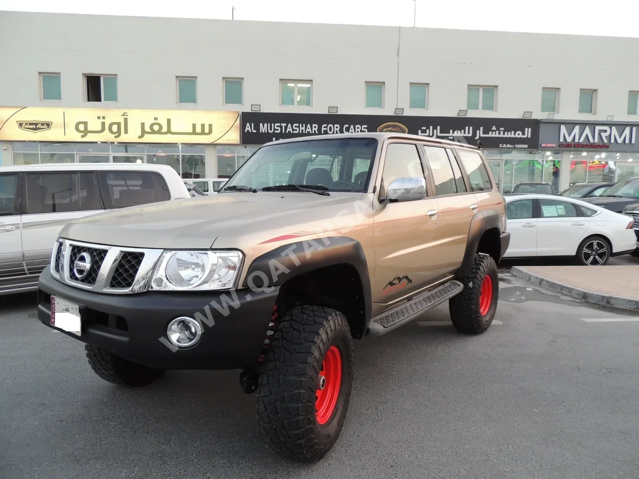 Nissan  Patrol  Super Safari  2006  Manual  276,000 Km  6 Cylinder  Four Wheel Drive (4WD)  SUV  Gold